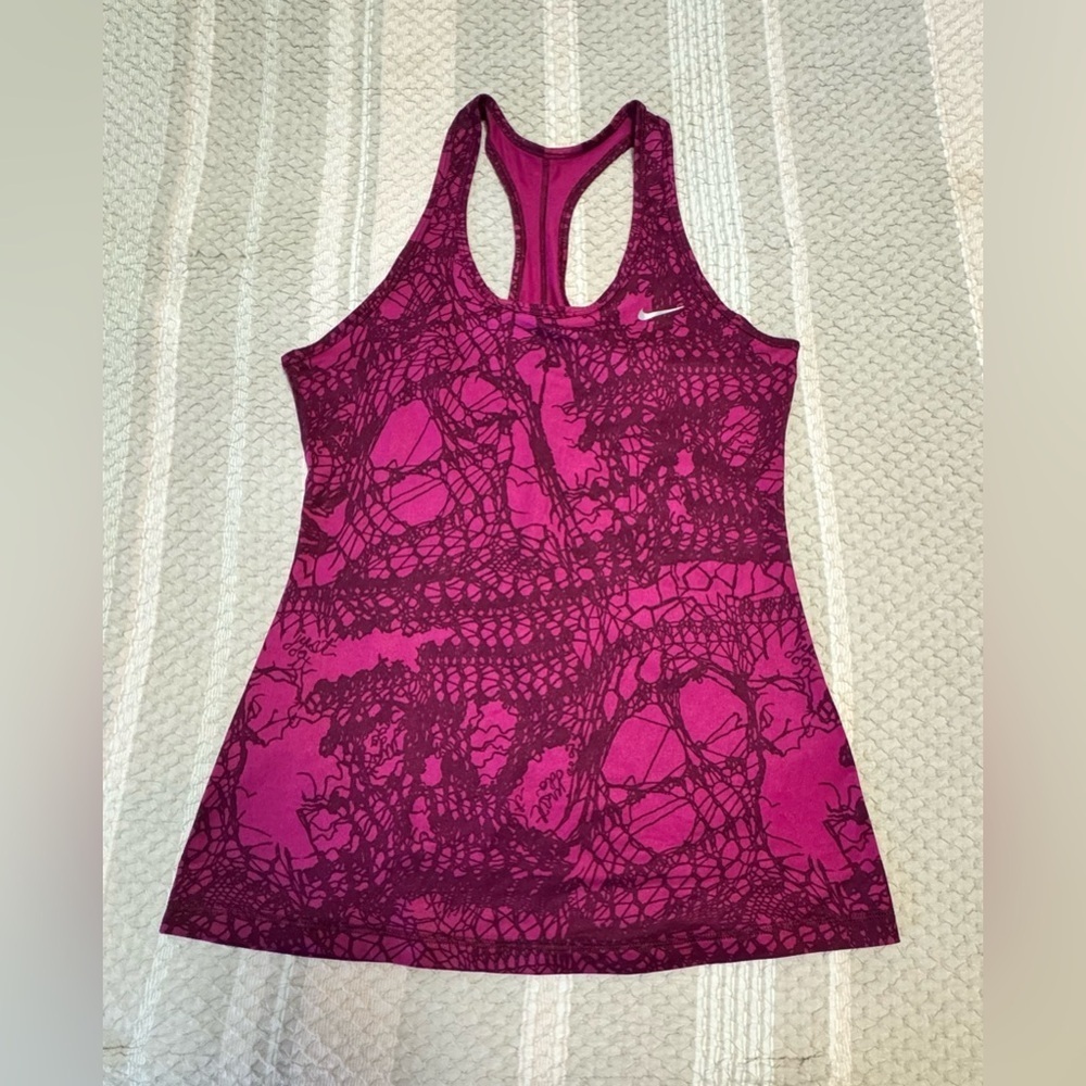Nike Cooling Relay Running Racerback
Tank Top Sz medium